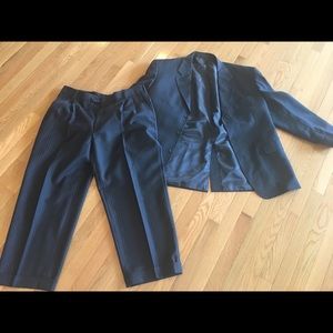 Men’s suit with stripe